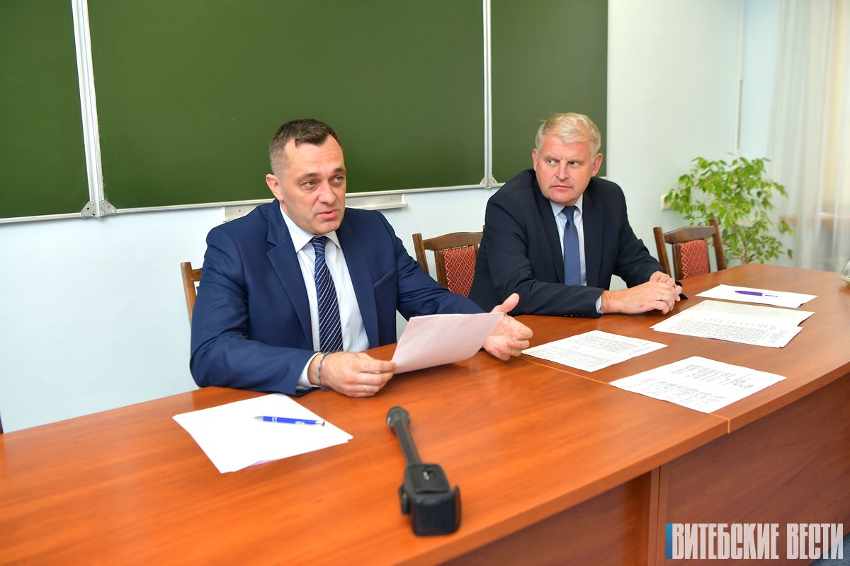 Глава Витебский области Александр Субботин встретился с перспективным кадровым резервом
