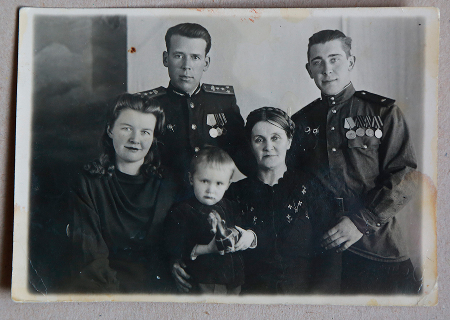 Обвинение в шпионаже, японский фронт и благодарность Сталина. Целая эпоха в судьбе витебской семьи  