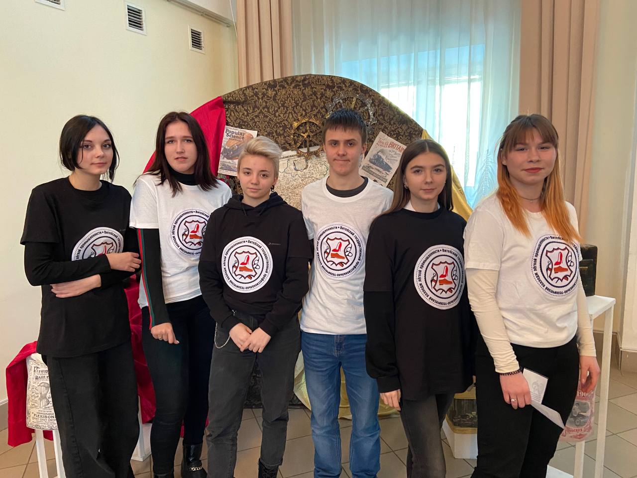 Команда ВГПТК легкой промышленности стала победителем интеллектуального турнира "Витебская сова"