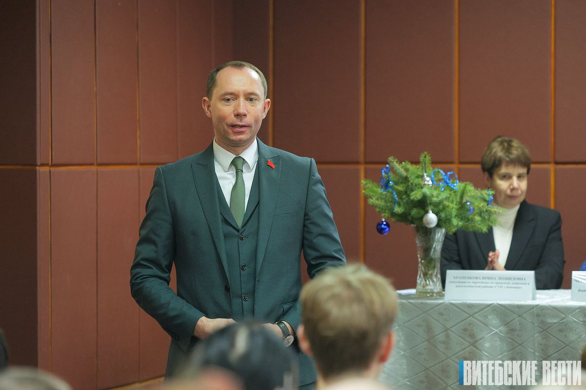Сергей Сыранков: "Беларусь сегодня – образец порядка и ответственного отношения к труду" 