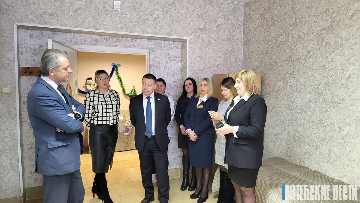 Игорь Бузовский в рамках акции "От всей души" посетил Оршанский дом-интернат