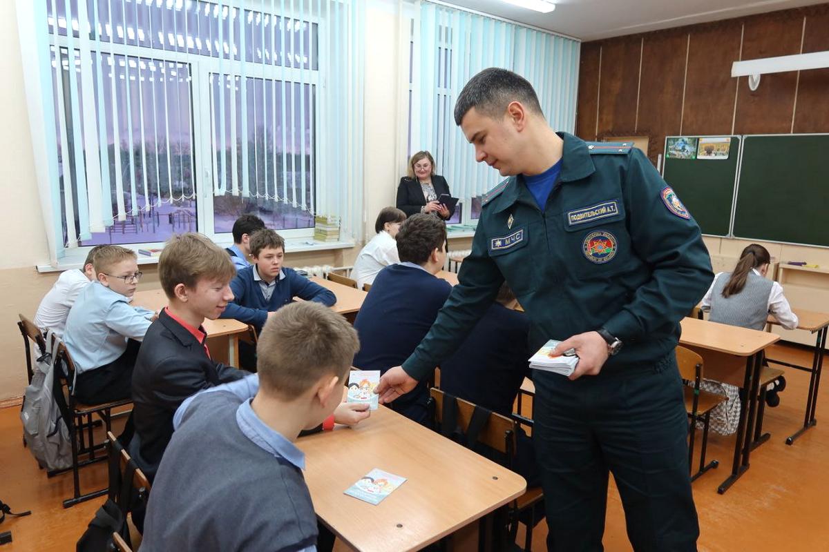 Александр Подвительский из Россонского РОЧС стал лучшим пропагандистом МЧС Беларуси