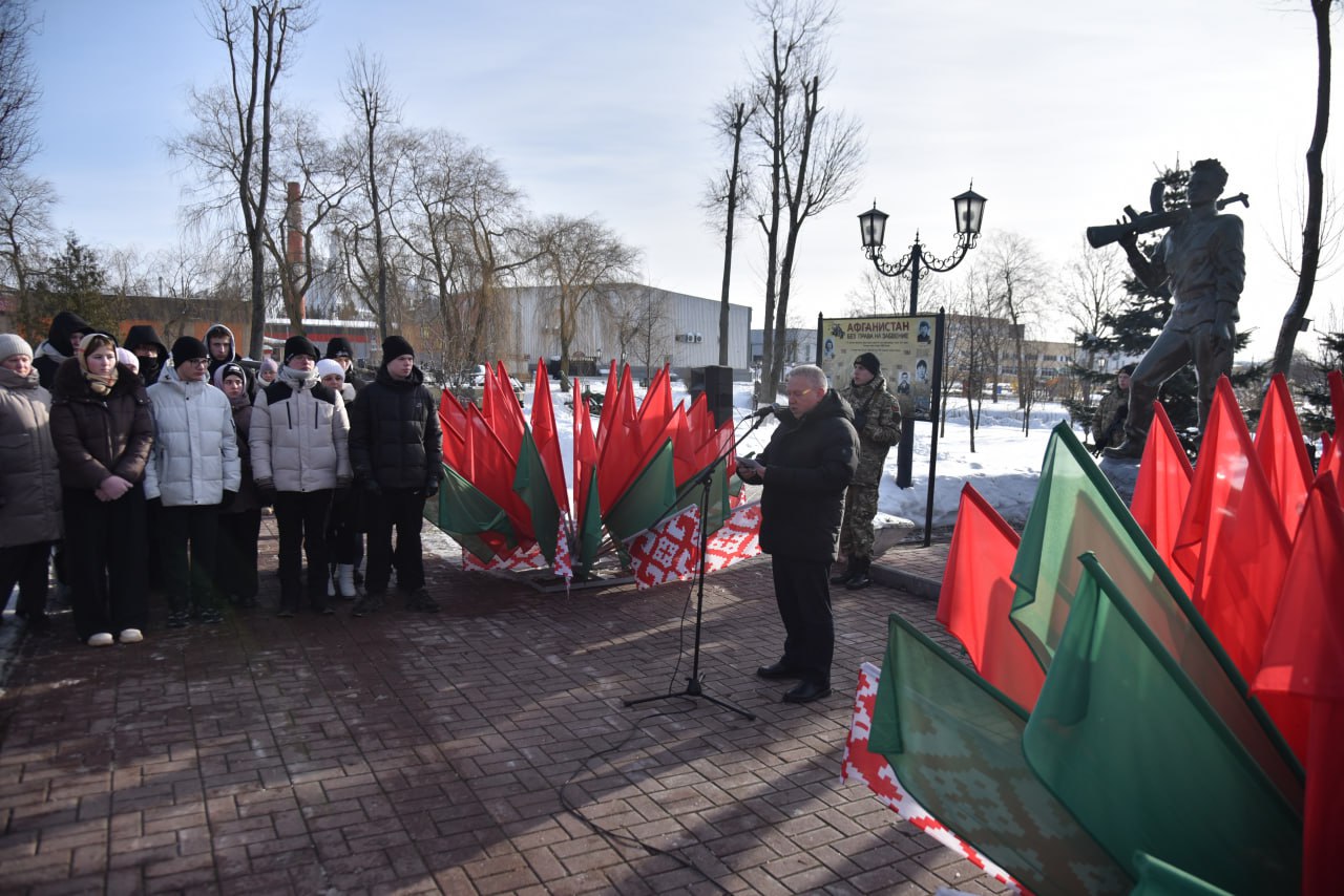 ФОТОФАКТ: в регионах Витебской области проходят митинги и мероприятия посвящённые Дню памяти воинов-интернационалистов