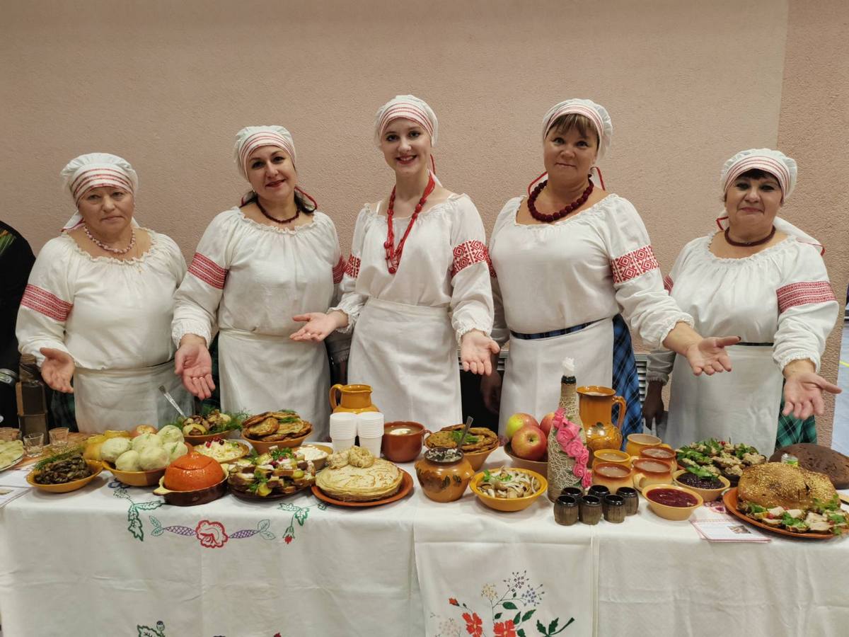 Калектыў беларускай нацыянальнай кухні, гульні і фальклору «Расіца» з Бiгосава захоўвае спадчыну свайго краю