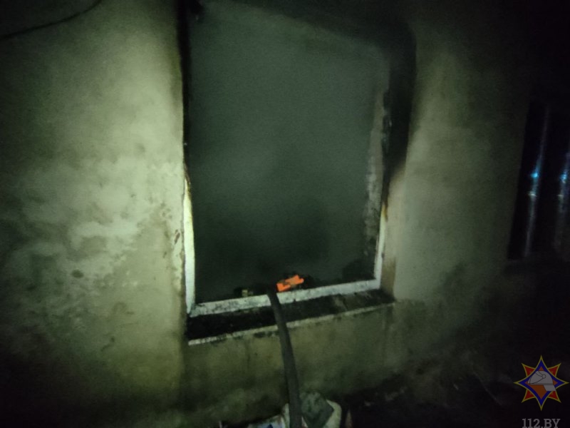 При пожаре на СТО в Лепельском райне спасён мужчина 
