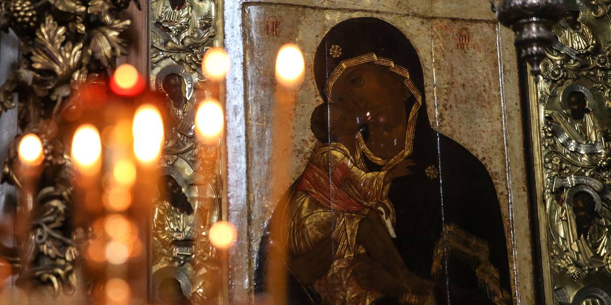 14 октября православные верующие празднуют Покров Пресвятой Богородицы