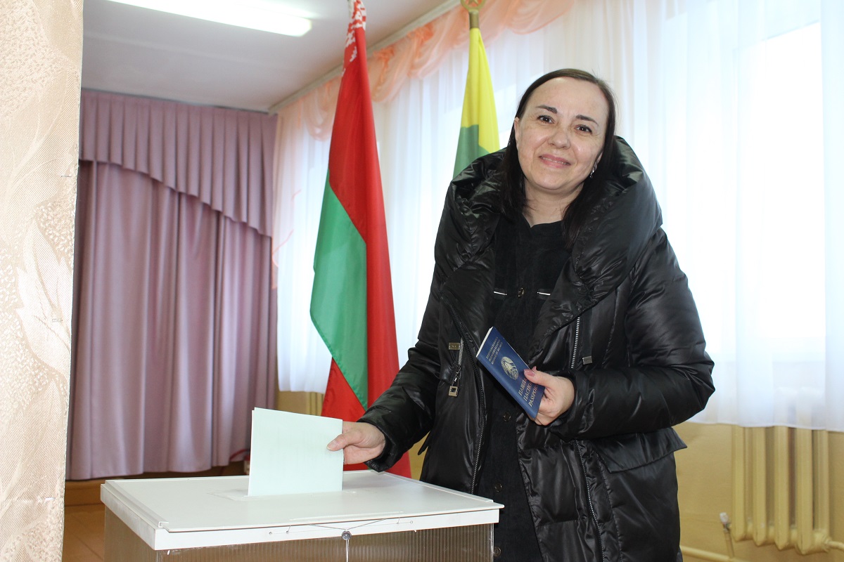 Сенненцы актыўна ўключыліся ў важную палітычную кампанію — рэспубліканскі рэферэндум