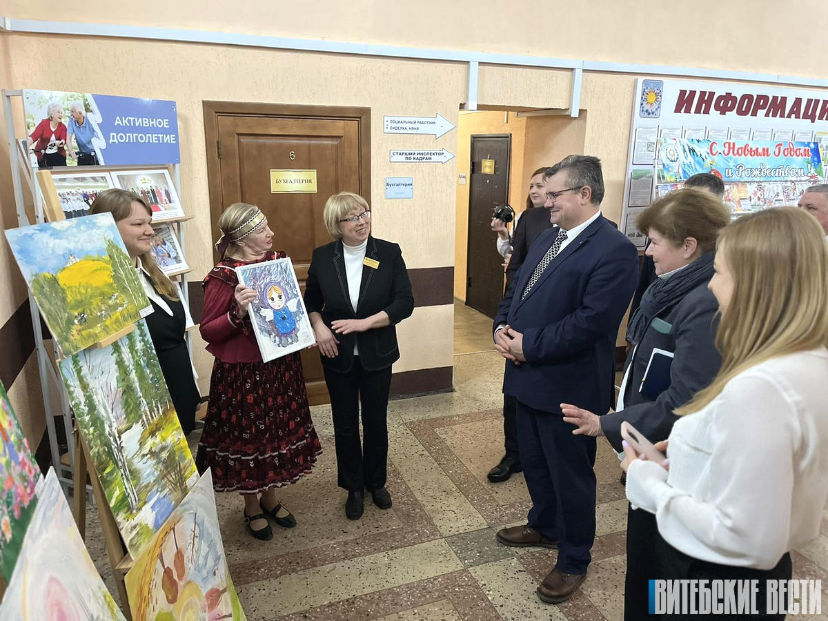 Представители топливно-энергетической сферы посетили Оршанский ТЦСОН в рамках акции "От всей души"
