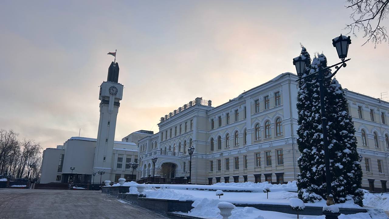 Александр Рогожник посетил ОАО "Витебскдрев" и ОАО "Витебские ковры"