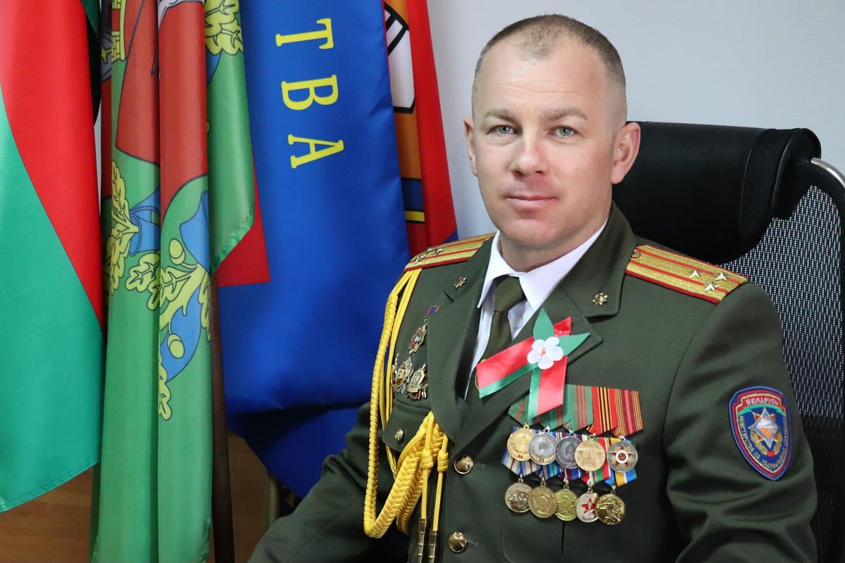Сергей Мелешкин поздравил спасателей и ветеранов органов и подразделений по чрезвычайным ситуациям с 170-летием пожарной службы Беларуси