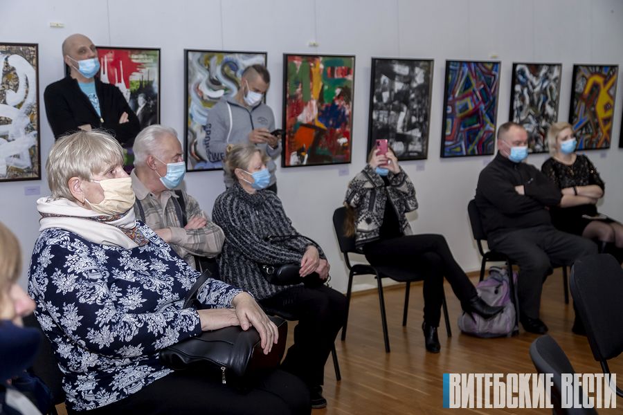 В Витебске прошел вечер памяти и открытие выставки Олега Крошкина