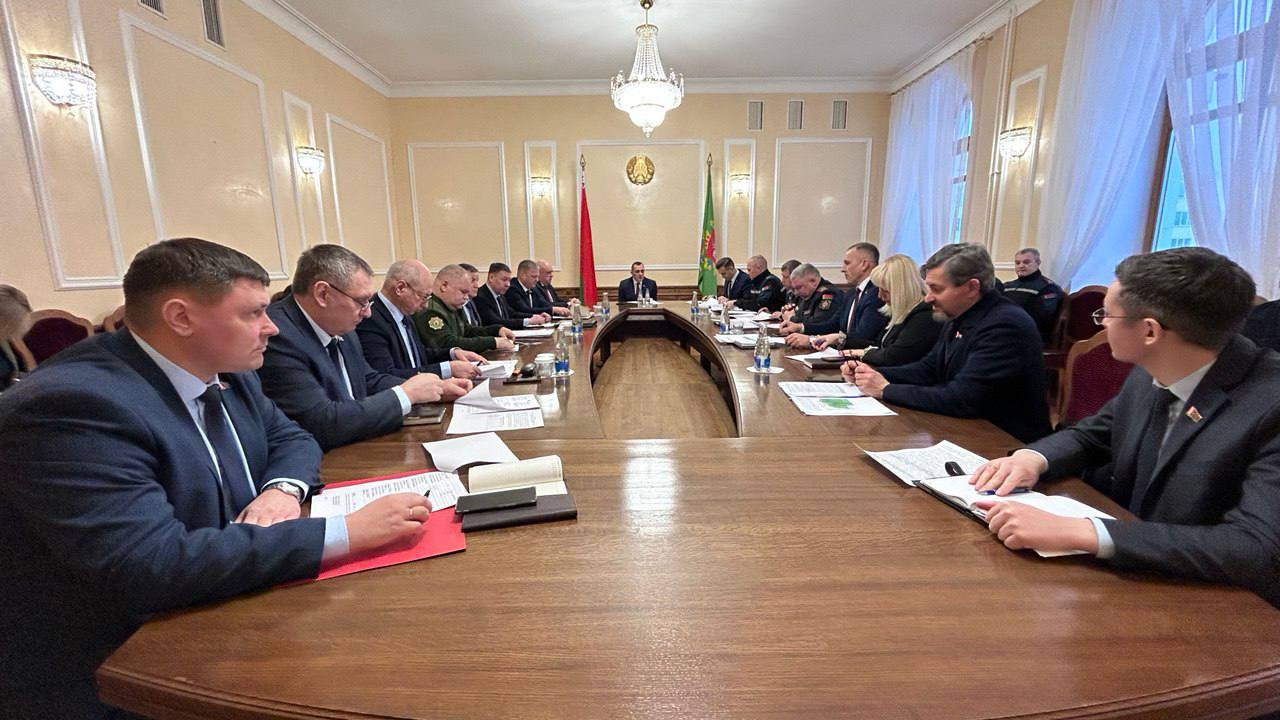 Александру Субботину доложили о сложившейся ситуации в регионе в связи с прохождением циклона Фрэнсис-Улли