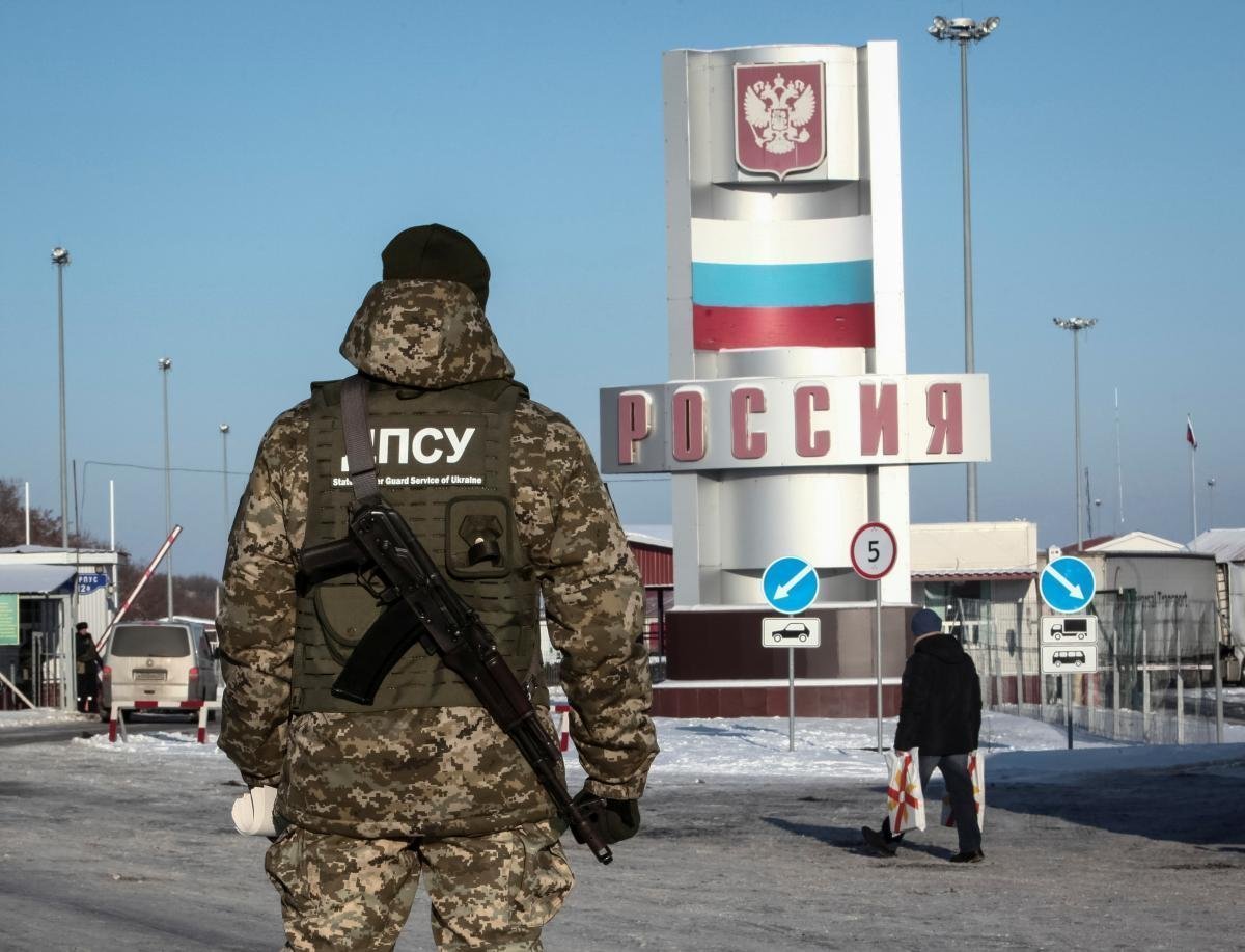 Украина запретила въезд российским мужчинам в возрасте от 16 до 60 лет