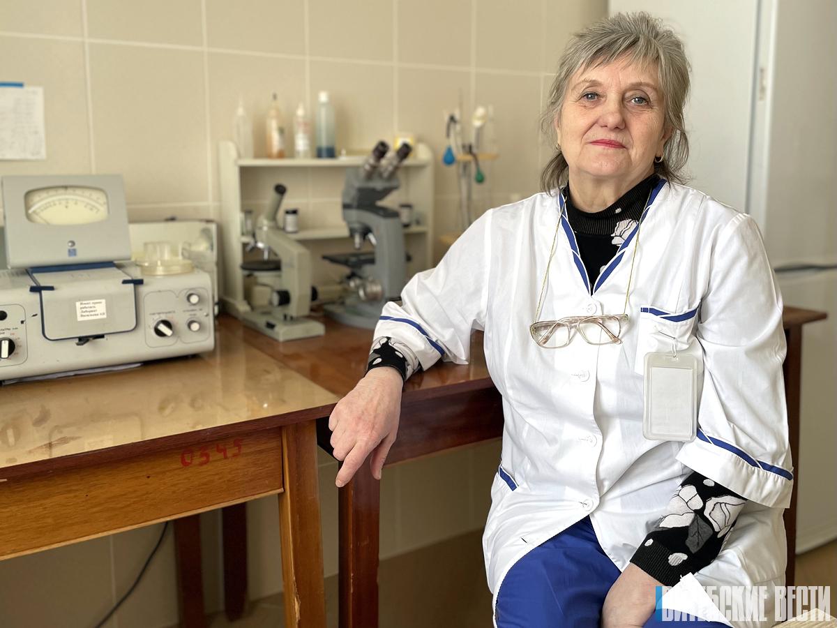 "Им нужно особое тепло". Антонина Васильева более 40 лет работает в социальном пансионате «Семейный уют»