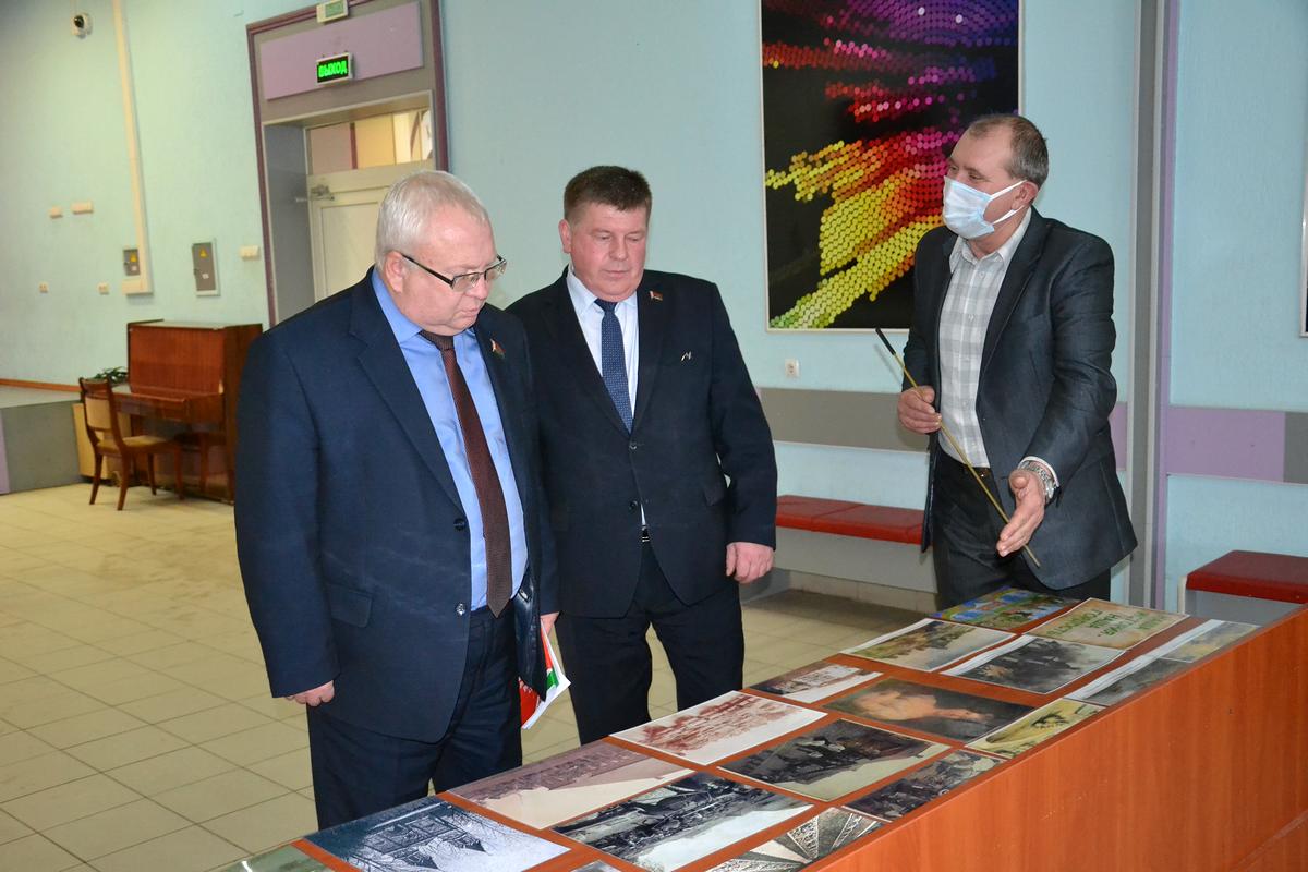 Владимир Терентьев встретился с молодежью Бешенковичcкого района