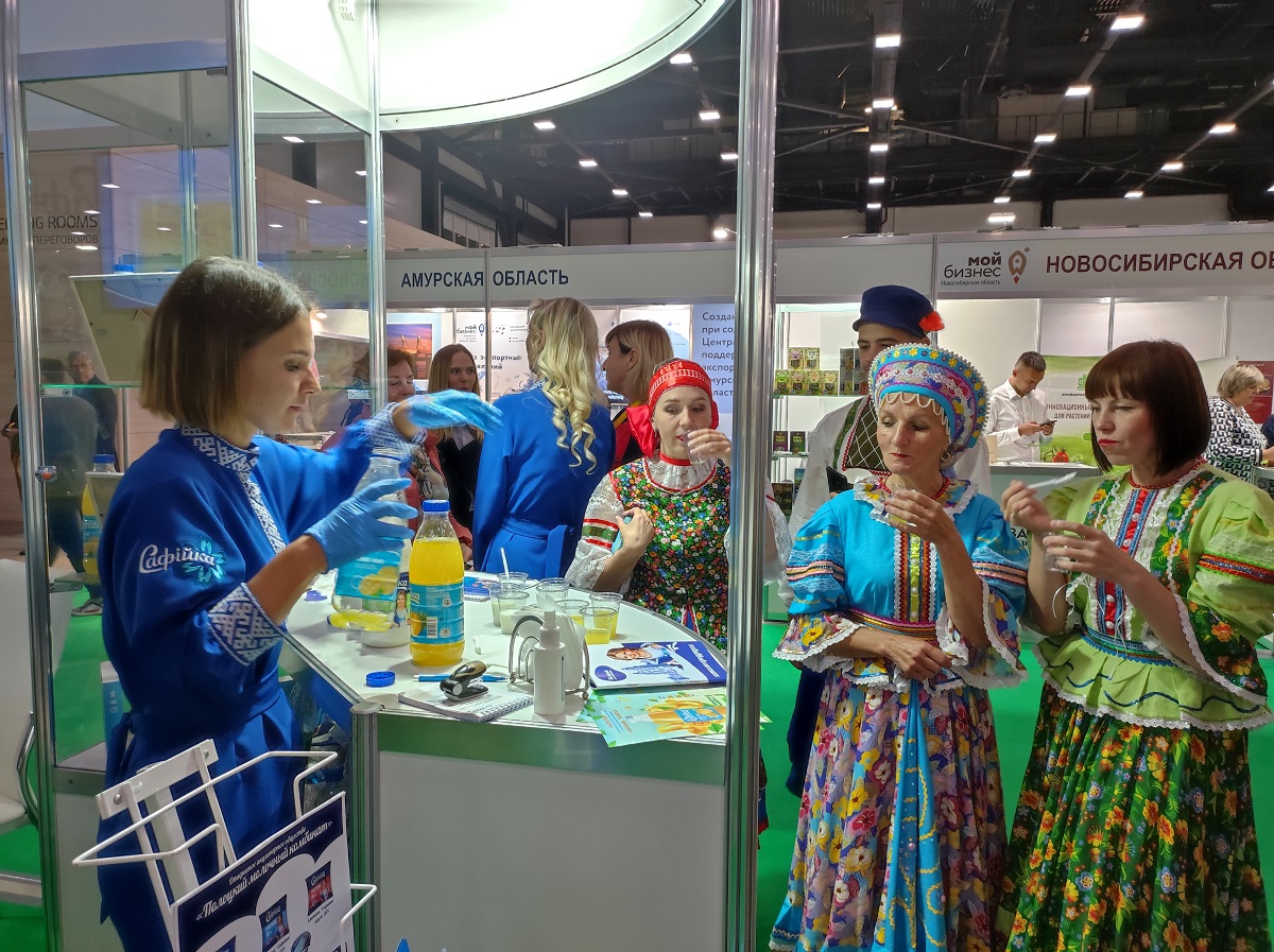 Продуктовые новинки презентовали предприятия Витебской области на Международной агропромышленной выставке «Агрорусь-2022» в Санкт-Петербурге