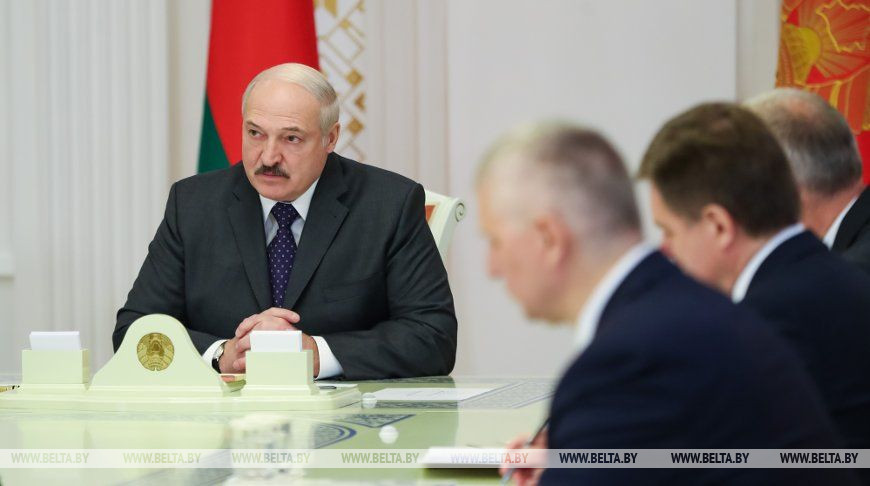 Лукашенко: головой все отвечают за спасение жизней людей
