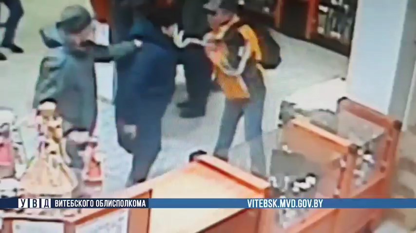 Жительница Витебска заставила незнакомца извиняться под дулом пистолета