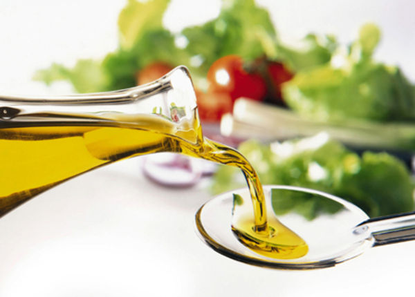gesund-und-bekoemmlich-rapsoel-wird-bevorzugt-in-kueche