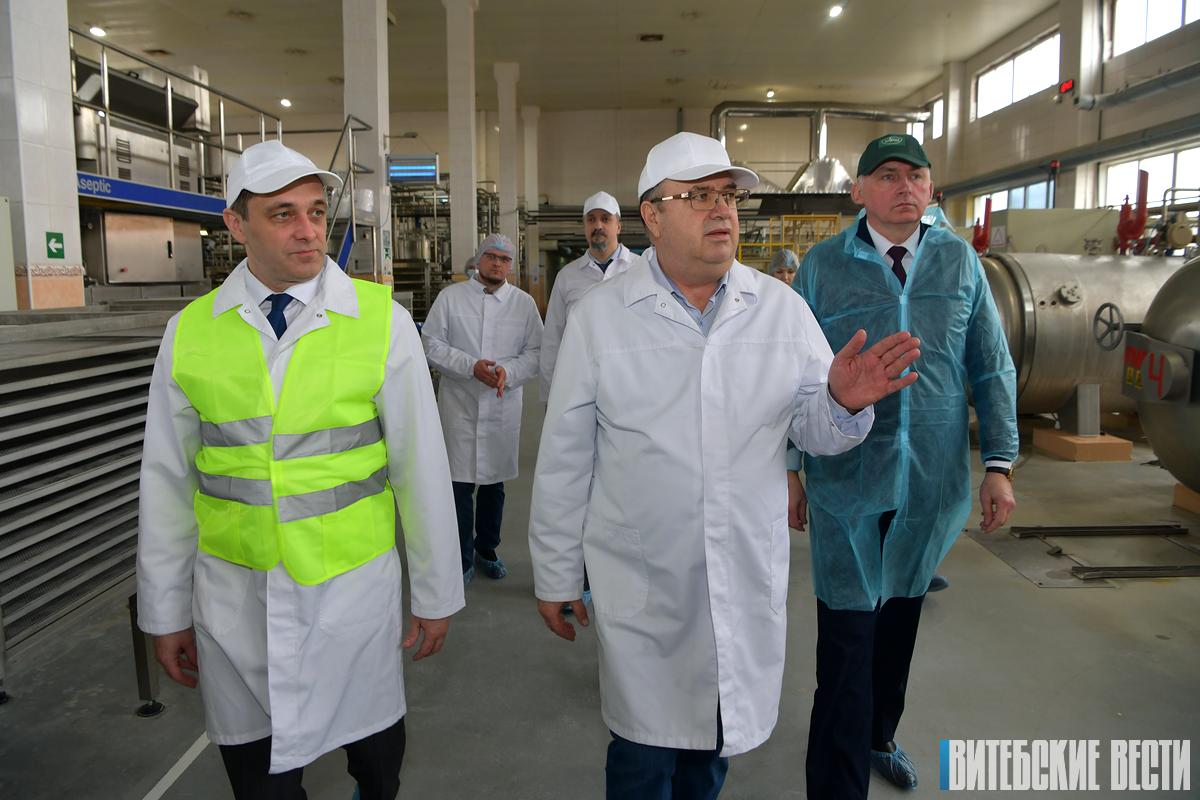 Глава Витебской области Александр Субботин посетил ООО «Белфуд Продакшн»