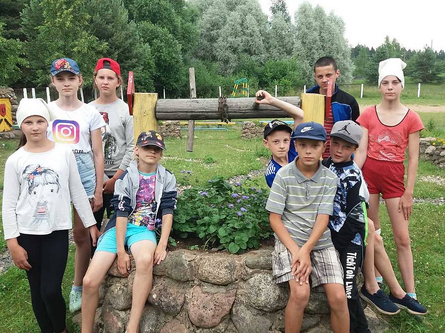 Живо и разнопланово проходит вторая смена оздоровительного лагеря при Студёнковской ДССШ Сенненского района