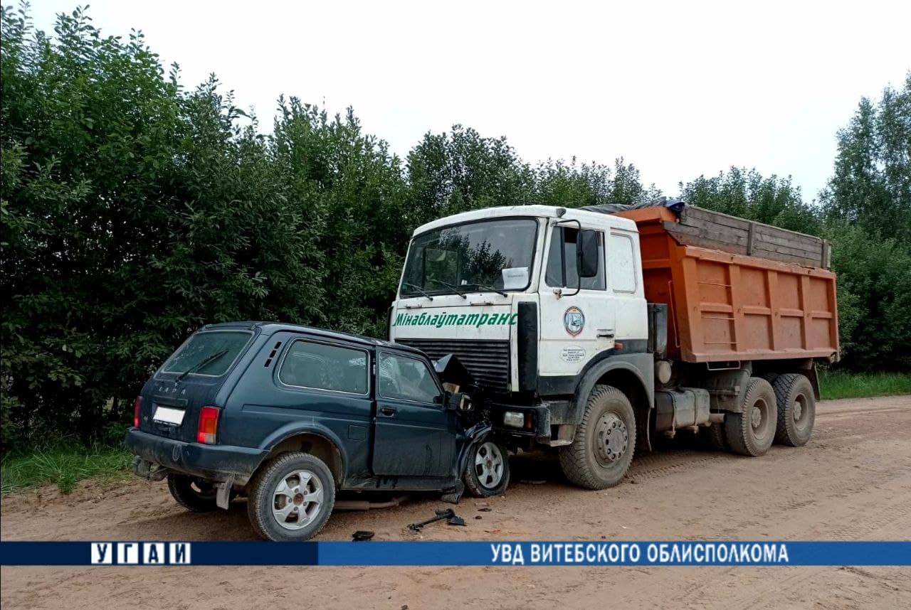 Авария в Толочинском районе: МАЗ столкнулся с Нивой