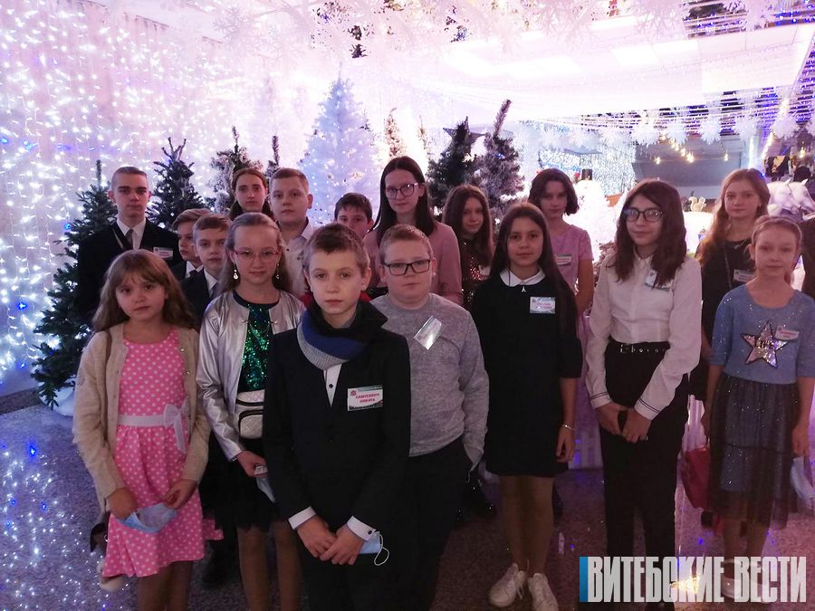 «Даже не мечтал о таком подарке к Новому году», – школьники из Витебской области побывали на главной ёлке страны