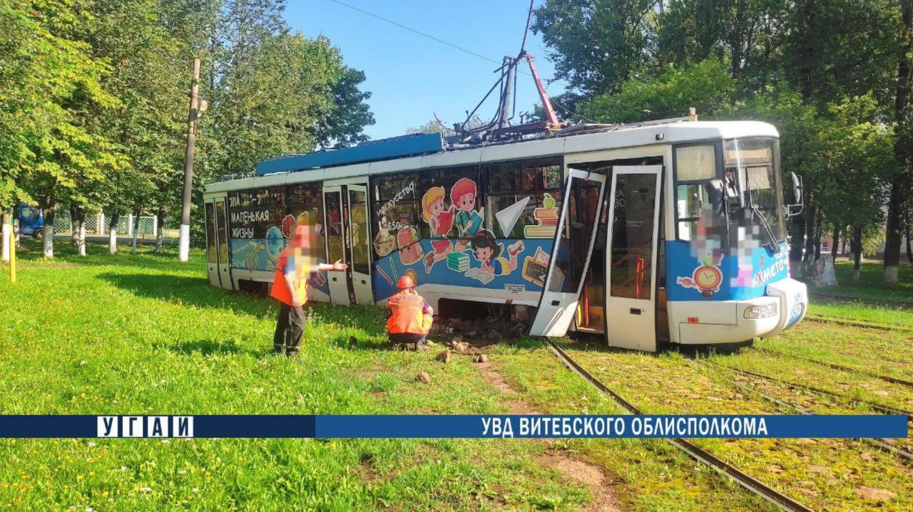 В Витебске трамвай сошёл с рельсов