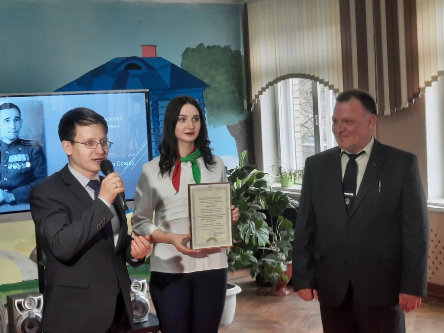 Средней школе №21 Витебска присвоили имя Героя Советского Союза Василия Демидова