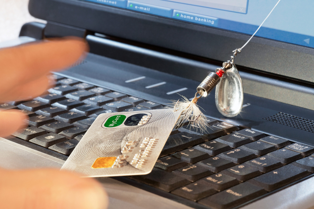 При продаже товаров мошенники обманули жителей Орши