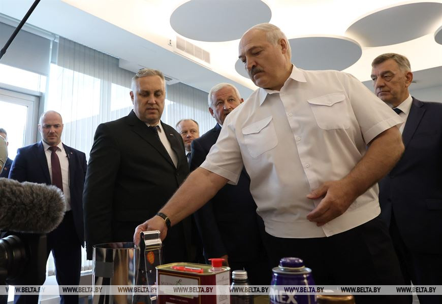 Вот это жесть! Как визит Александра Лукашенко изменил судьбу миорского завода и, похоже, самих горожан