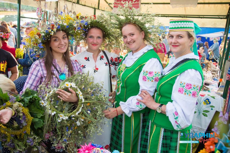 Народные мастера Витебской области готовятся принять участие в празднике «Александрыя збірае сяброў»