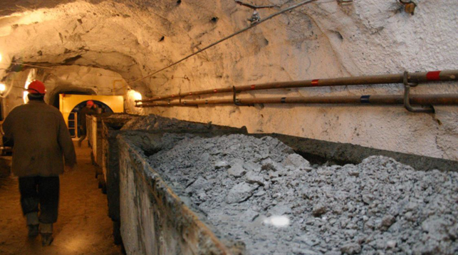 Обвал случился на шахте в Донецкой области
