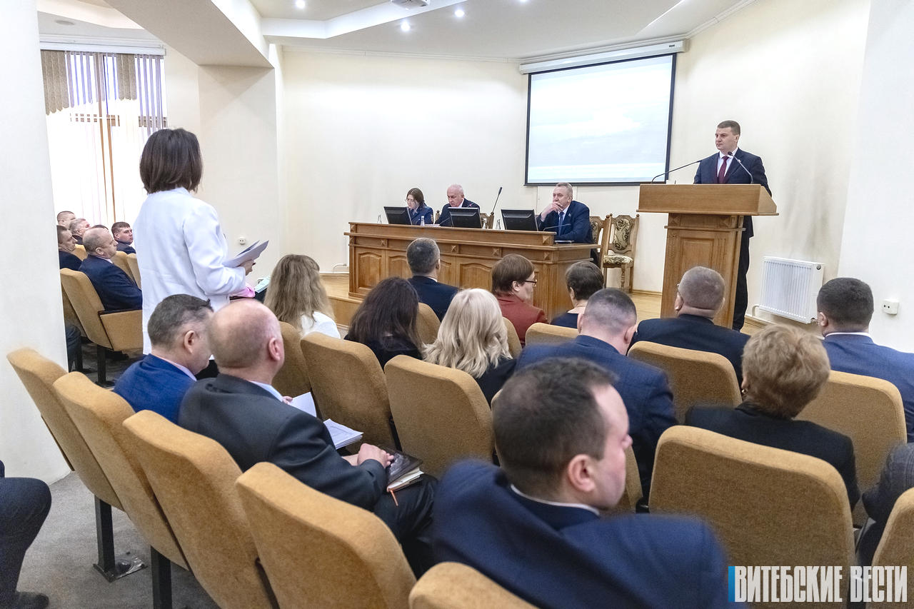Более 2 млн рублей выделят в Витебской области на борьбу с борщевиком Сосновского 