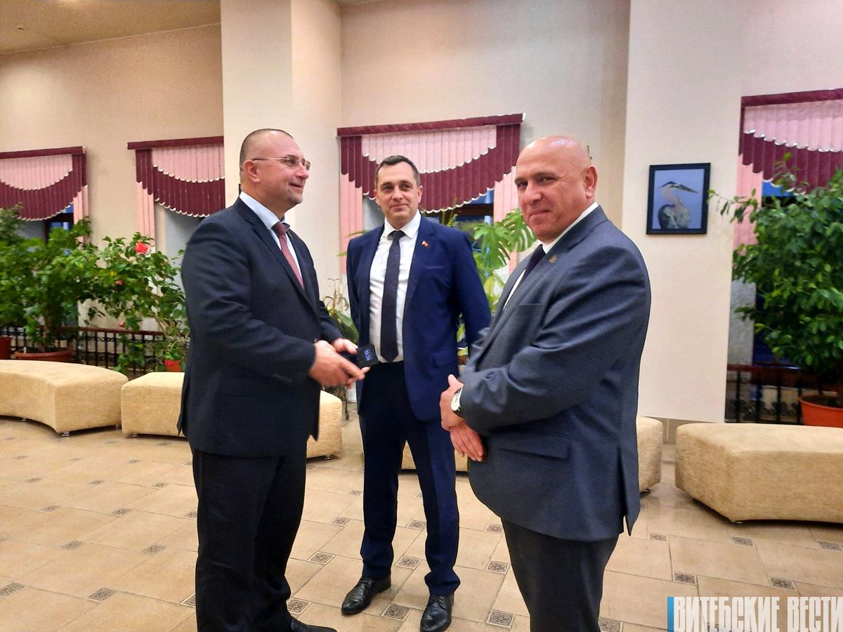Руководство Витебской области поделилось своими  впечатлениями после просмотра фильма "На другом берегу"
