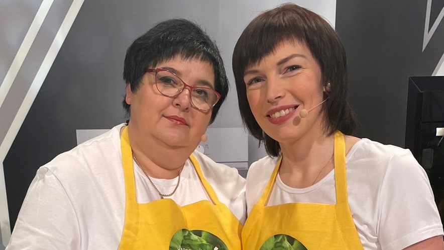 Бухгалтер Лепельской ЦРБ Елена Исакович стала участницей телепроекта ОНТ «Народный повар»