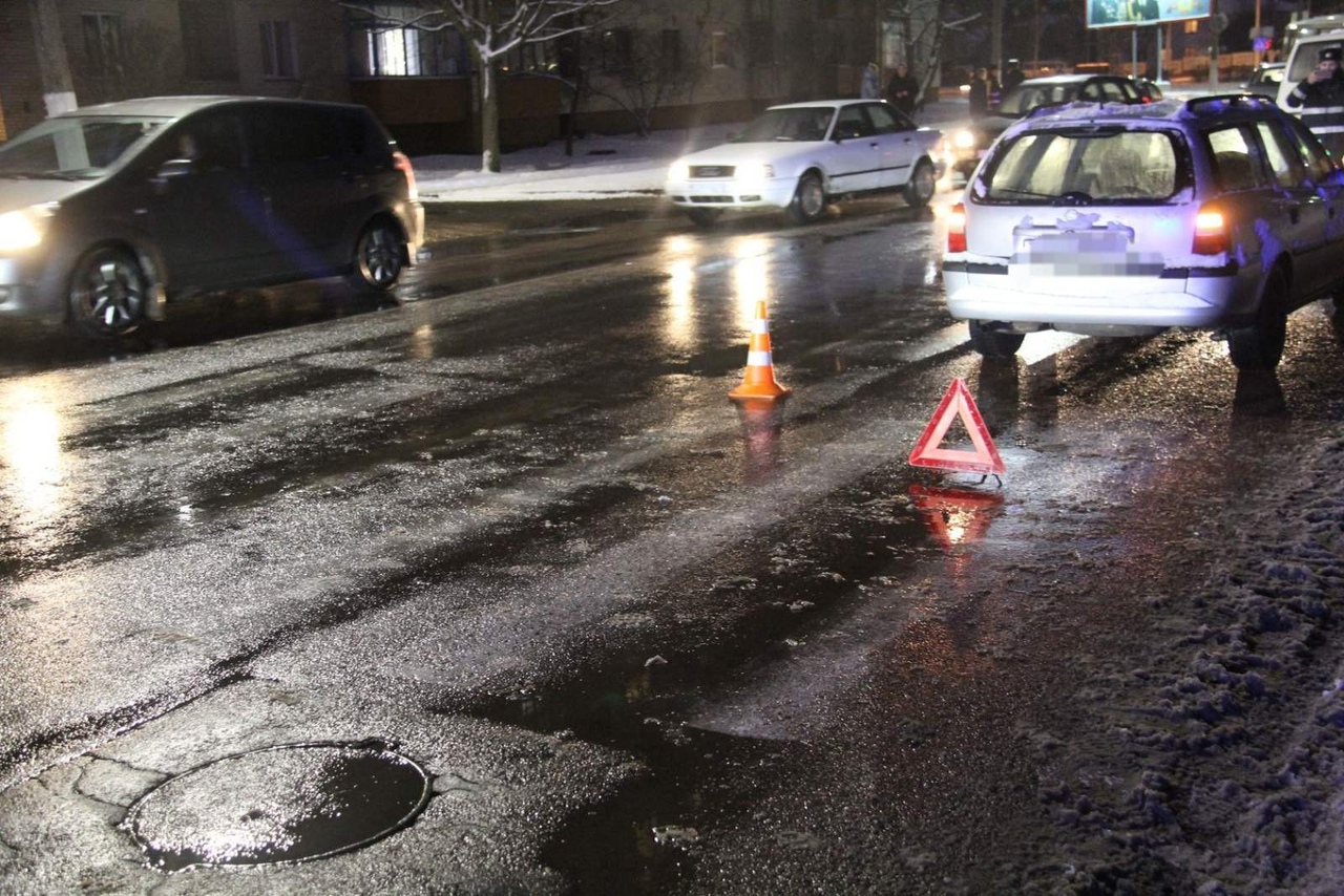 В Витебске на зебре легковушка сбила пенсионера