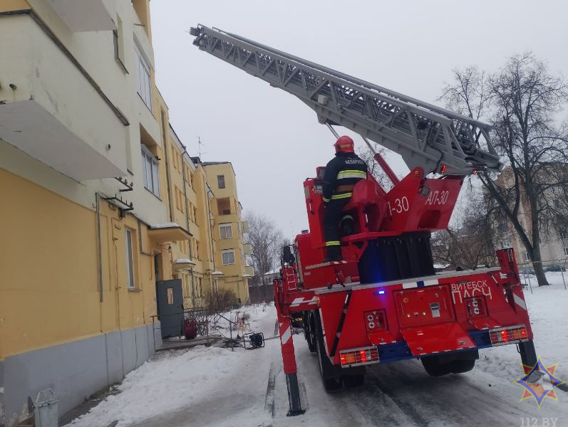 В Витебске на пожаре спасен мужчина