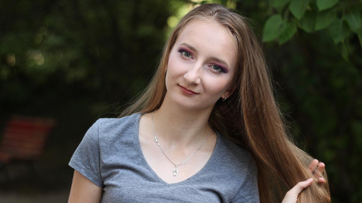 Анастасия Морозова: "С каждым днём наша жизнь меняется, всё развивается, требует совершенствования так и Основной закон нашей страны должен обновляться своевременно"