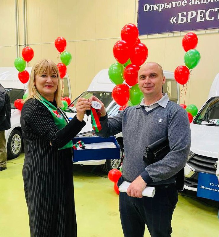 Автопарк социальной службы Витебской области пополнился новыми машинами
