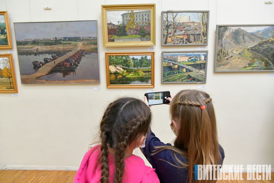 В Художественном музее Витебска проходит выставка, приуроченная к 110-летию со дня рождения Антона Корженевского