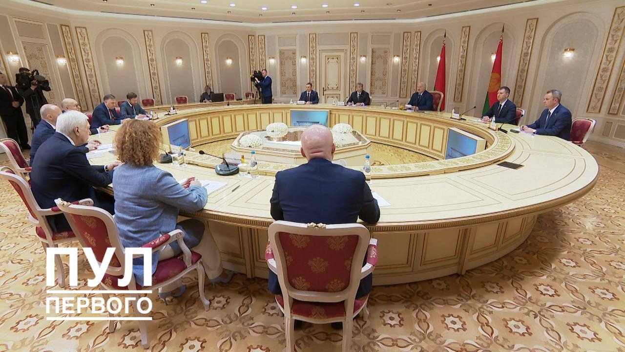 Калининград хочет поставлять в Беларусь аккумуляторные батареи для электротранспорта