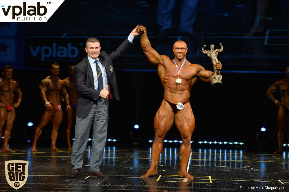 Новополочанин лидировал на российском чемпионате по бодибилдингу в нескольких категориях