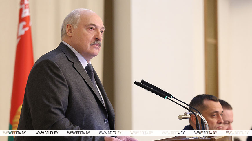 Александр Лукашенко: "Поддержку вы получите, если сможете убедить в реальности своих планов"