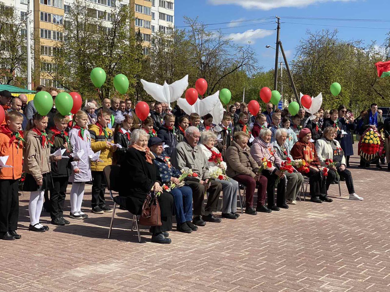 Торжественный митинг, посвященный Дню Победы, состоялся в Железнодорожном  районе Витебска