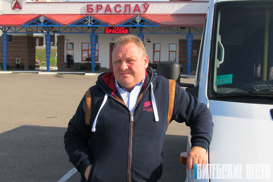 Более 10 лет работает в сфере пассажирских перевозок предприниматель из Браславского района Эдмунд Радзевич