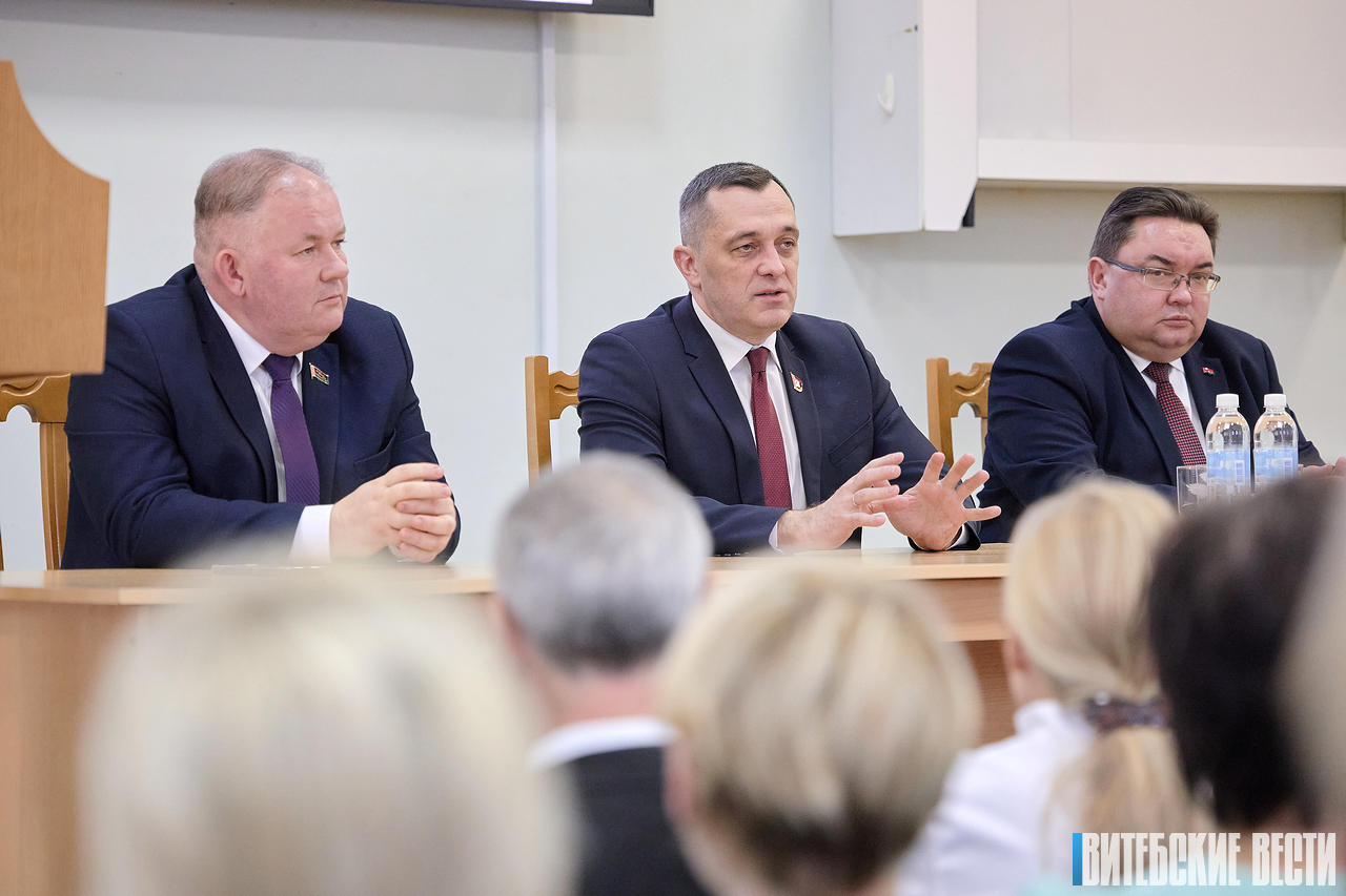 Перспективы развития областного центра и насущные проблемы граждан обсудили в городской клинической больнице скорой медицинской помощи
