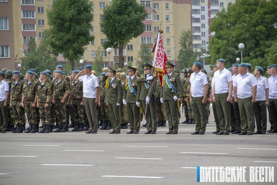 «Никто кроме нас!» Витебские десантники отметили профессиональный праздник