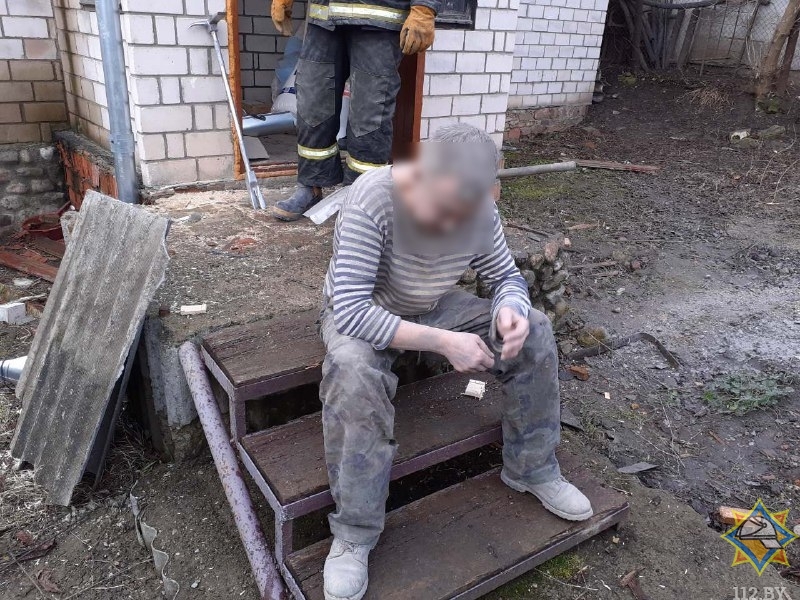 В Витебске во время домашнего ремонта на мужчину обвалился потолок
