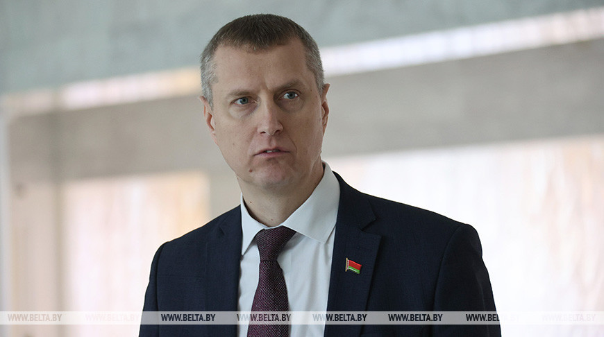 Беларусь намерена получить доступ к закупкам крупнейших госкорпораций России. Посол рассказал, что для этого нужно